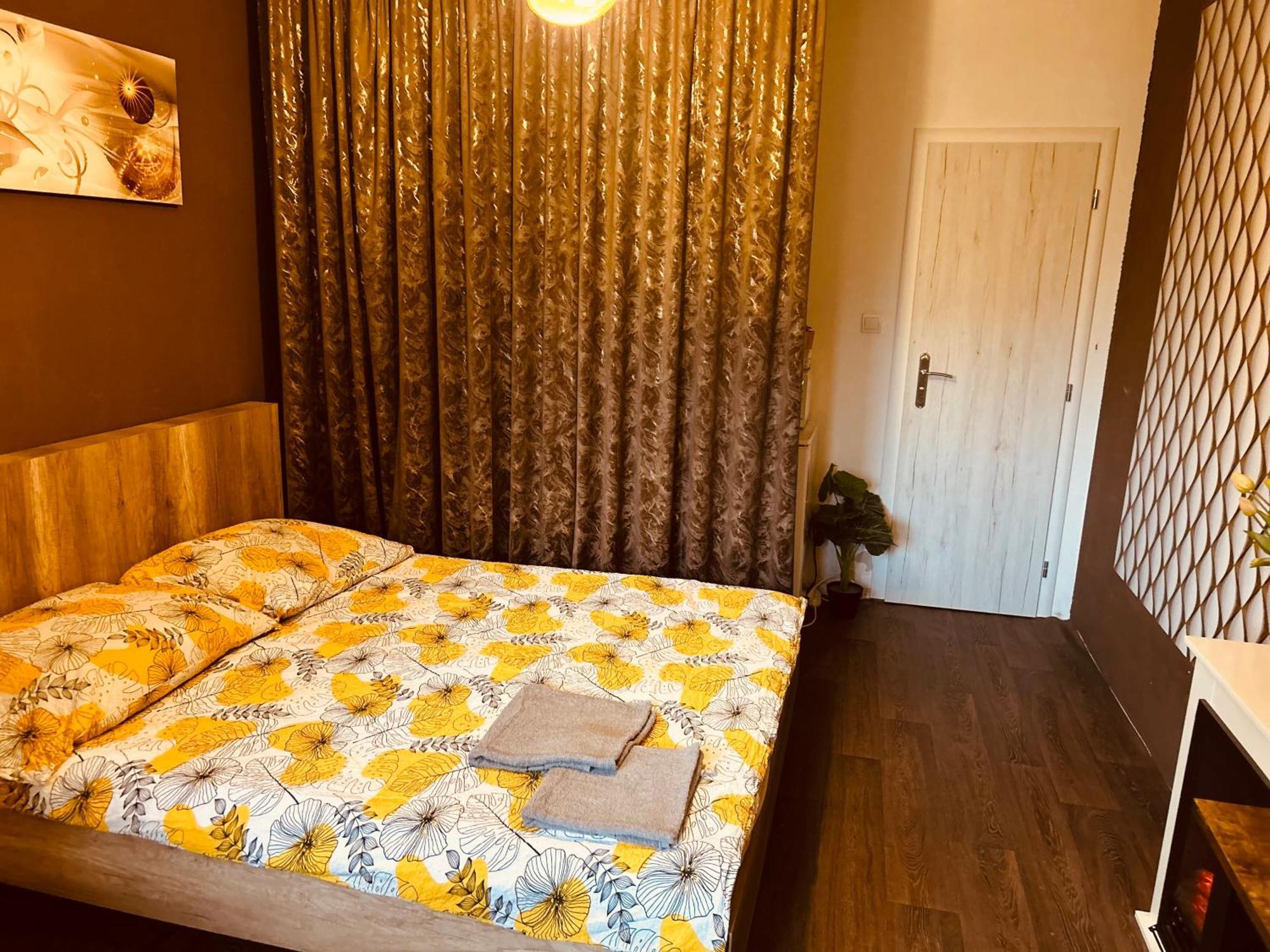 Apartment Pharamis Bešeňová Eksteriør billede