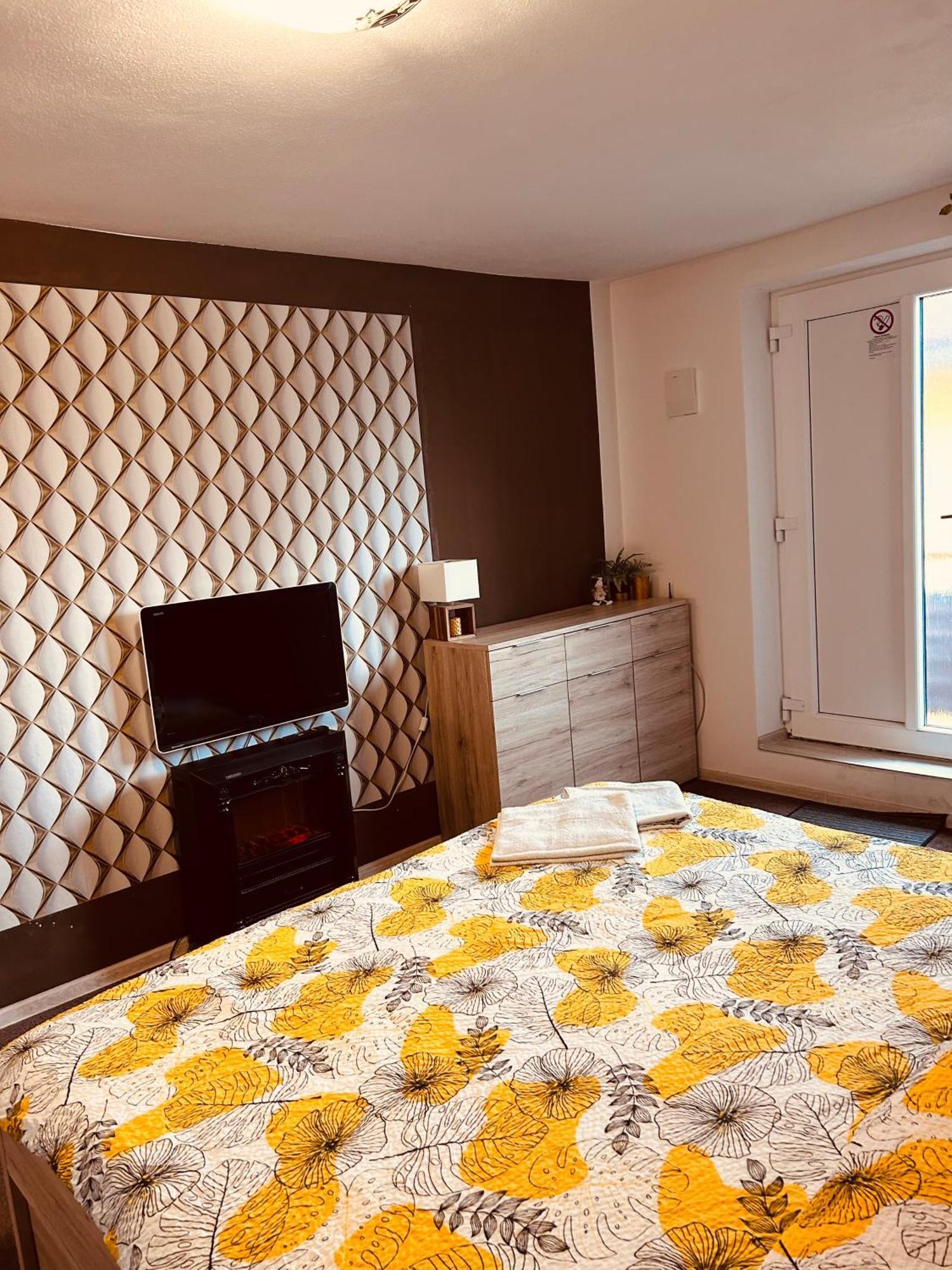 Apartment Pharamis Bešeňová Eksteriør billede